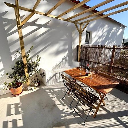 Pine & Apple Beach House Colares Esterno foto